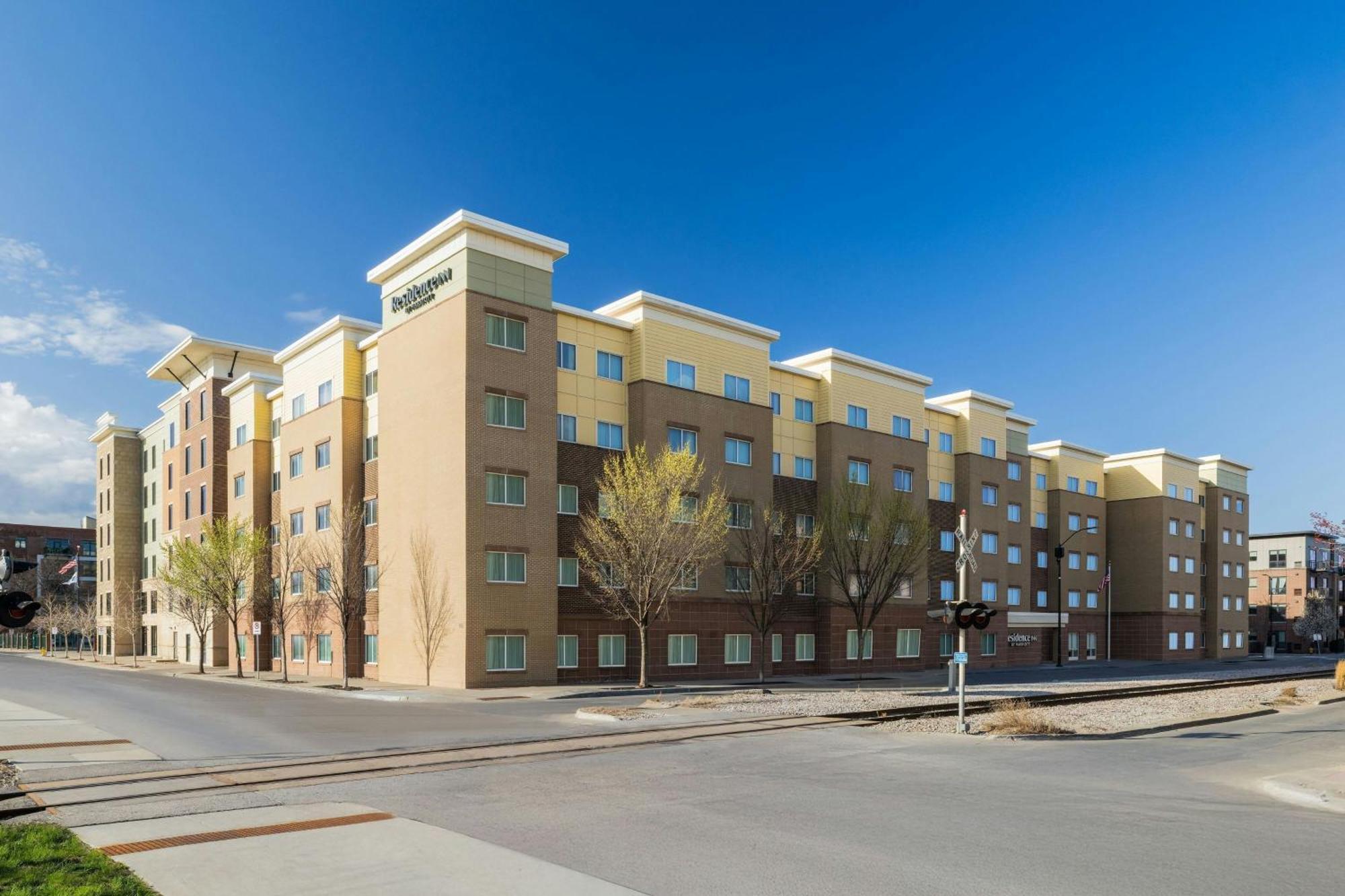 Residence Inn By Marriott Des Moines Downtown Exterior foto